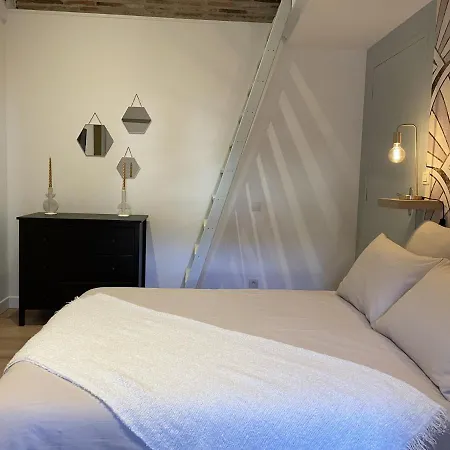 Sous L Oeil D Horus Apartment